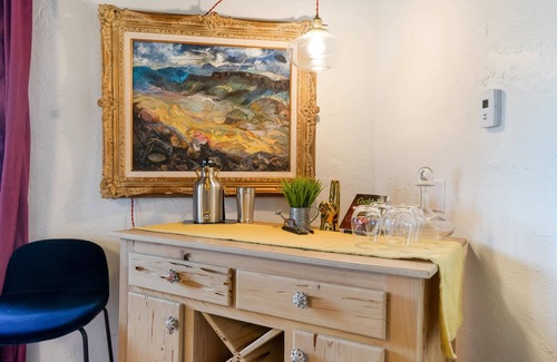 Albuquerque Casa | Hacienda Escondida- Modern Southwest Relaxation