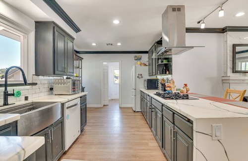 Hacienda Heights Casa | Hacienda Heights Gem w/ Large Patio!