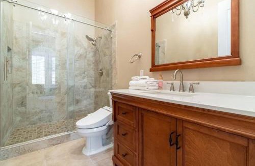Temecula Villa | Hacienda-In center of Temecula Wine Country