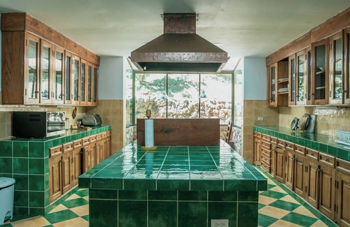 Tumba Vieja Casa | Hacienda La Perezosa en Cerro Azul