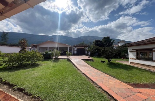 Villa de Leyva Chalet De Esquí | Hacienda oasis de la villa