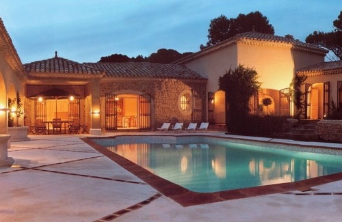 Mondragon Villa | Hacienda provenzal - piscina climatizada interior y exterior, sauna, jacuzzi