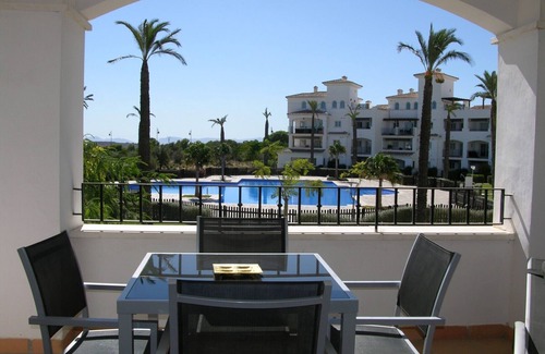 Jeronimo y Avileses y Balsicas de Arriba Apartamento | Apartamento familiar vistas a la piscina, wifi gratis, tv satélite, parking