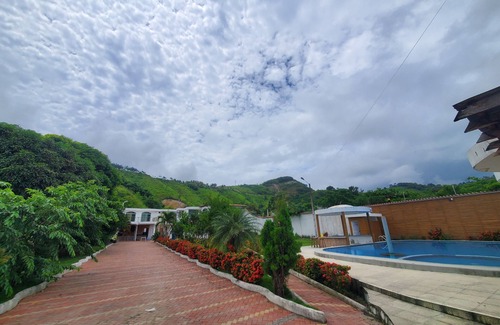 Sua Casa | Hacienda Style house 3 min from the Beach