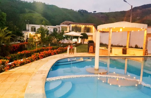Sua Casa | Hacienda Style house 3 min from the Beach
