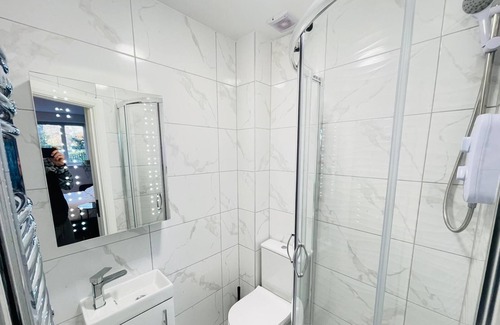 Upper Clapton Apartamento | Vista al Parque-Estudio-Baño Privado-5-Estándar