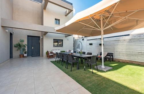 Yavne'el Casa | Hadas Villa Spa Yavne'el with Mamad by Sea N' Rent