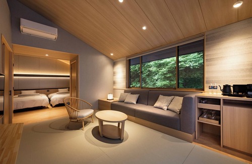 Oshino Casa | HAKAI KONOHANAKAN