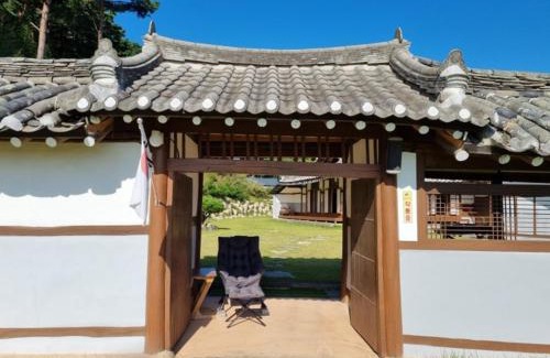 Gangneung Casa | Hakdong Hanok Pension