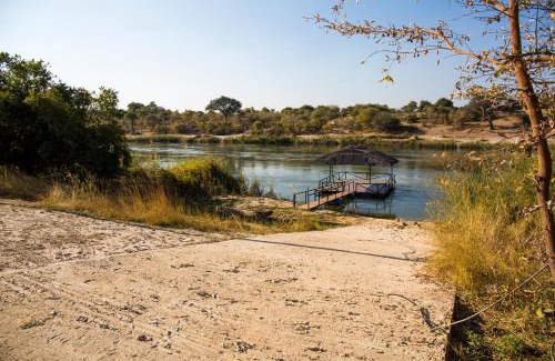 Rundu Otro | Hakusembe River Campsite