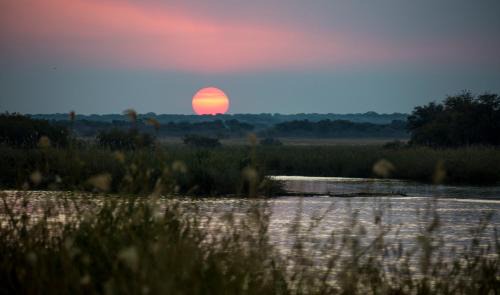 Rundu Otro | Hakusembe River Campsite