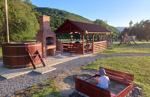 Praid Casa | Halasto Pension