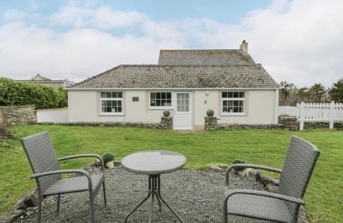 Moelfre Casa | Halcyon Annexe