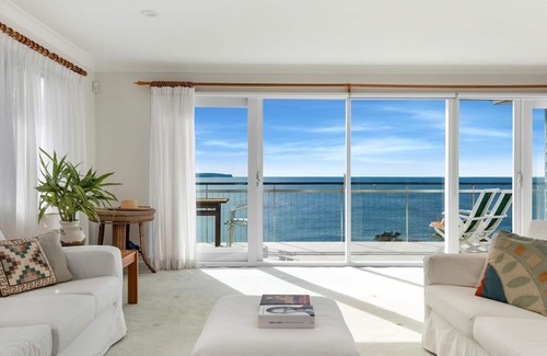 Whale Beach Casa | *** HALCYON WHALE BEACH ***