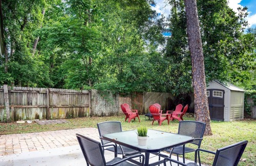 Hyde Park Casa | 🌿Halcyon Hideaway🌿4 Bedroom Home🌿 King Bed Sleeps 8 Near I-10 Westside & Equestrian Center🌿