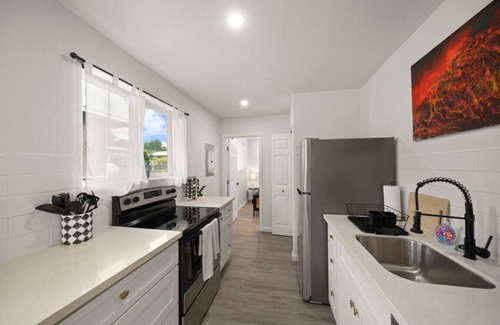Hilo Casa | Hale Hideaway - 2 bed / 1 bath
