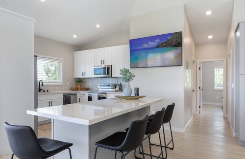 Laie Casa | Hale Makai - AC, Beachfront