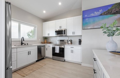 Laie Casa | Hale Makai - AC, Beachfront