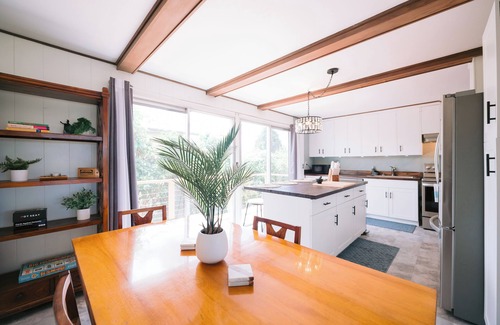 Hilo Casa | Hale Malu - a peaceful refuge above Hilo,