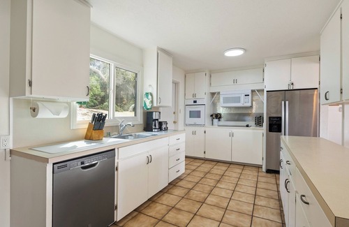 Portlock Casa | Hale Ohana, privado, casa con vista al mar w / piscina