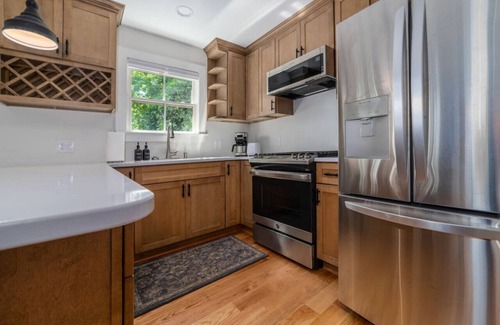 Lexington Apartamento | Charming downtown Lex cottage, walk to WLU, VMI