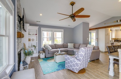 Village Green Casa | Half-Mi to Beach: Cape May Getaway w/Deck & Yard!