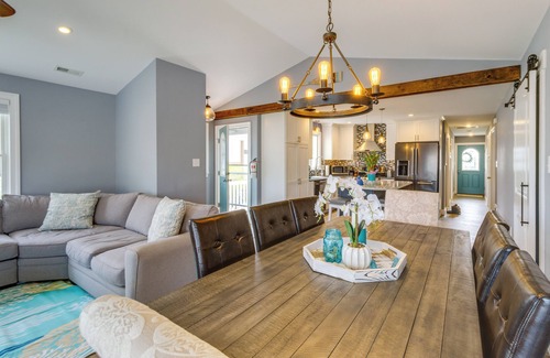 Village Green Casa | Half-Mi to Beach: Cape May Getaway w/Deck & Yard!