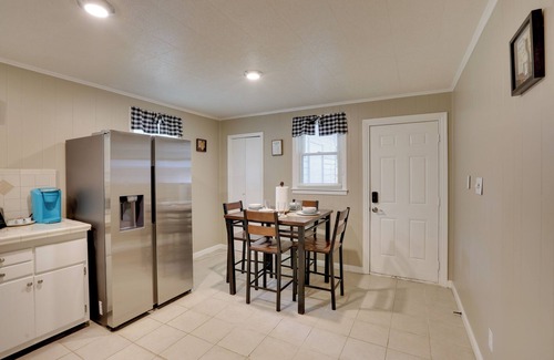 Hinesville Casa | Half-Mi to Dtwn: Hinesville Family Home w/ Yard!