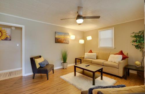 Hinesville Casa | Half-Mi to Dtwn Hinesville Family Home with Yard!