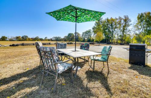 Shell Knob Casa | half-Mi to Lake Cabin on 43 Acres in Shell Knob!