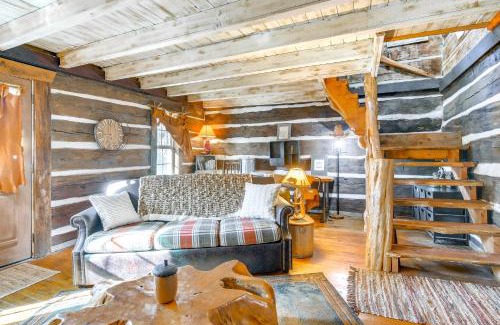 Shell Knob Casa | half-Mi to Lake Cabin on 43 Acres in Shell Knob!