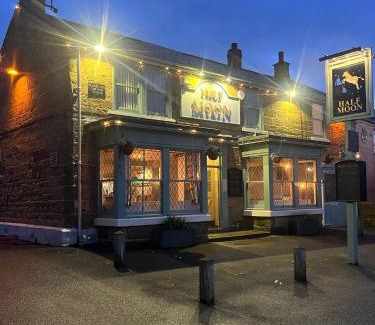 Middlesbrough Hotel | Half Moon Inn