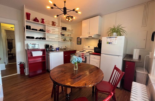 South End Casa | HALIFAX "CENTURY FLAT" - SLEEPS 7 - EXCELENTE UBICACIÓN EN EL CENTRO DE LA CIUDAD