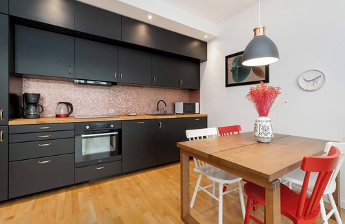 Zaspa Apartamento | Hallera 132 | Gdansk | Modern Apartment | Parking | Balcony | SmartTV