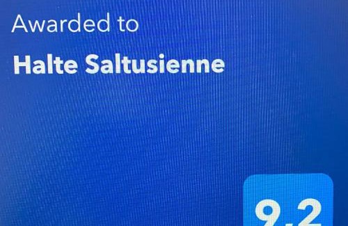 Saint-Julien-du-Sault Apartamento | Halte Saltusienne