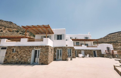 Mykonos Villa | Halu Luxury Villa - 8 Bedroom