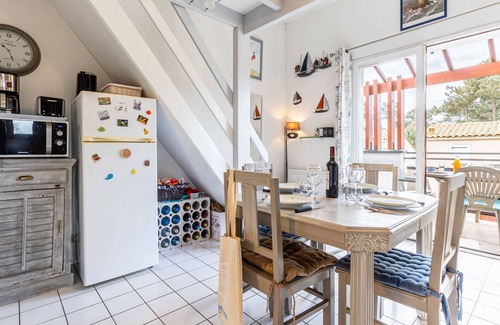 Les Mathes Apartamento | Hameau de Talaris by Interhome