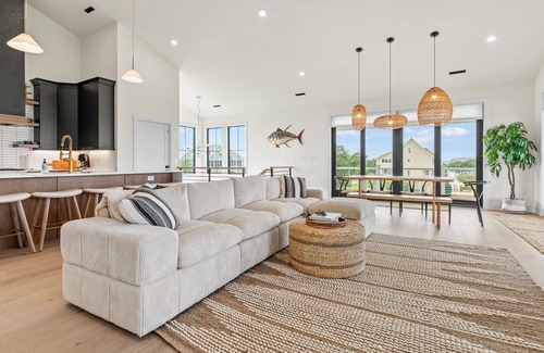 Manteo Casa | Hammock Village 9 | NEWLY BUILT MASTERPIECE