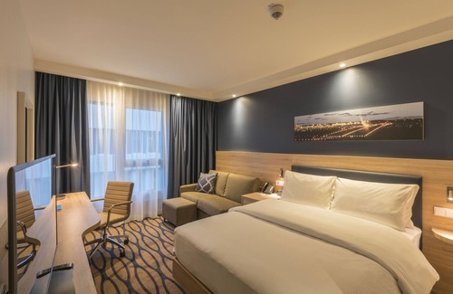 Schwabing-Freimann Hotel | Hampton by Hilton Munich City North