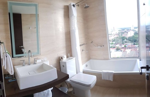 Santa Cruz Hotel | Hampton by Hilton Santa Cruz/Equipetrol, Bolivia