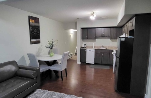 Saskatoon Casa | Hampton Cozy