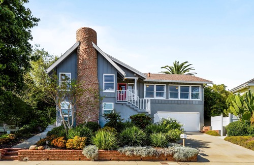 Pacific Palisades Casa | "Hampton House" Ocean Views. Family & Pet Friendly. WEEKLY AND MONTHLY DISCOUNTS