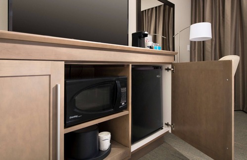 River District Hotel | Hampton Inn by Hilton Wilmington Downtown