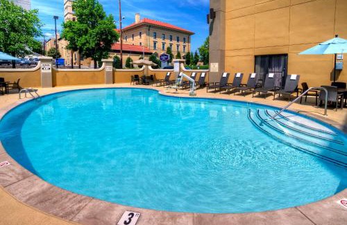 Music Row Hotel | Hampton Inn Nashville/Vanderbilt