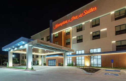 White Rock Hills Hotel | Hampton Inn & Suites Dallas East