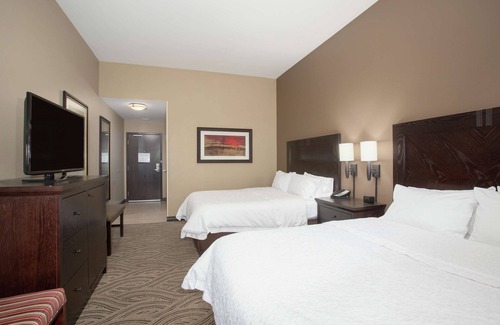 Peck Hotel | Hampton Inn & Suites I-35/Mulvane