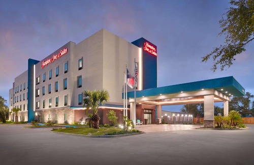 Fulton Hotel | Hampton Inn & Suites Rockport-Fulton