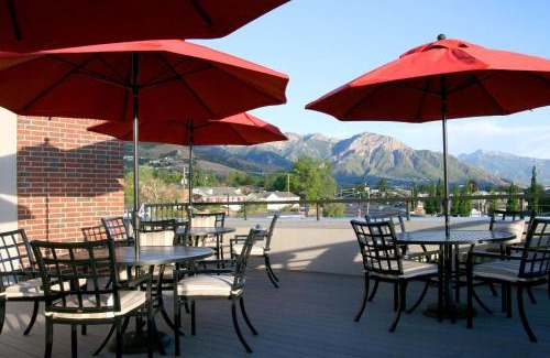 Salt Lake City Hotel | Hampton Inn & Suites Salt Lake City-University/Foothill Drive