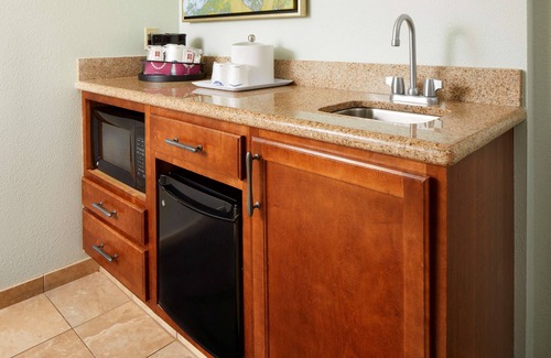 Savannah Hotel | Hampton Inn & Suites Savannah/Midtown