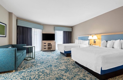 St. Petersburg Hotel | Hampton Inn & Suites St. Petersburg/Downtown